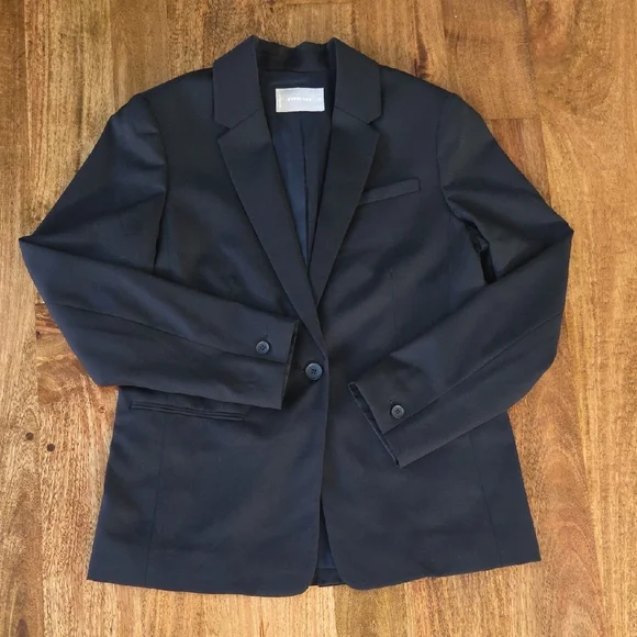 Everlane Black Blazer NWT ( flaw) - Picture 7 of 16